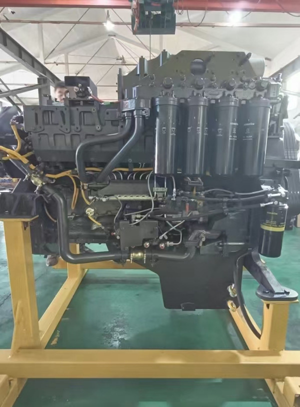 PC1250-8发动机总成